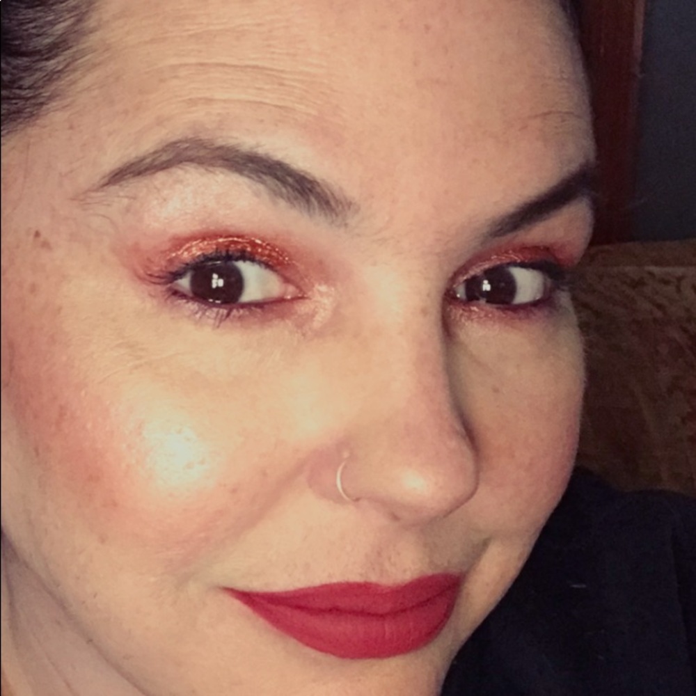 Meet your Posher, Lisa